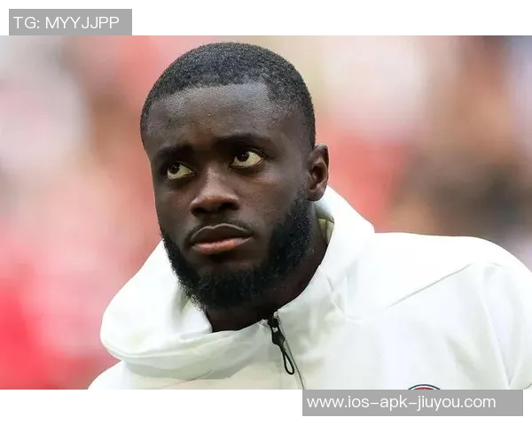 法媒报道帕梅卡诺若不续约拜仁巴黎有意报价争夺