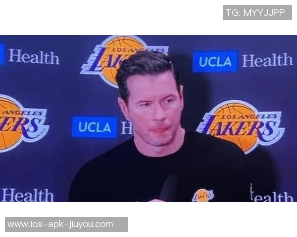 雷迪克称41岁老詹无需频繁训练强调合理安排训练时间的重要性