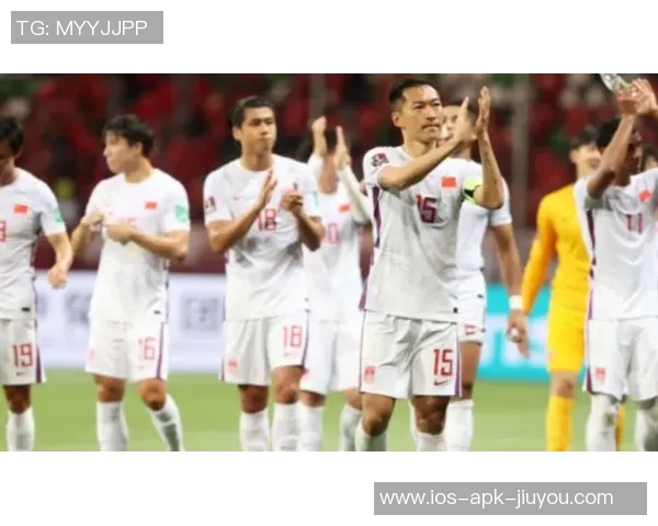 四名葡萄牙球员为曼联主场英超进球的精彩瞬间回顾